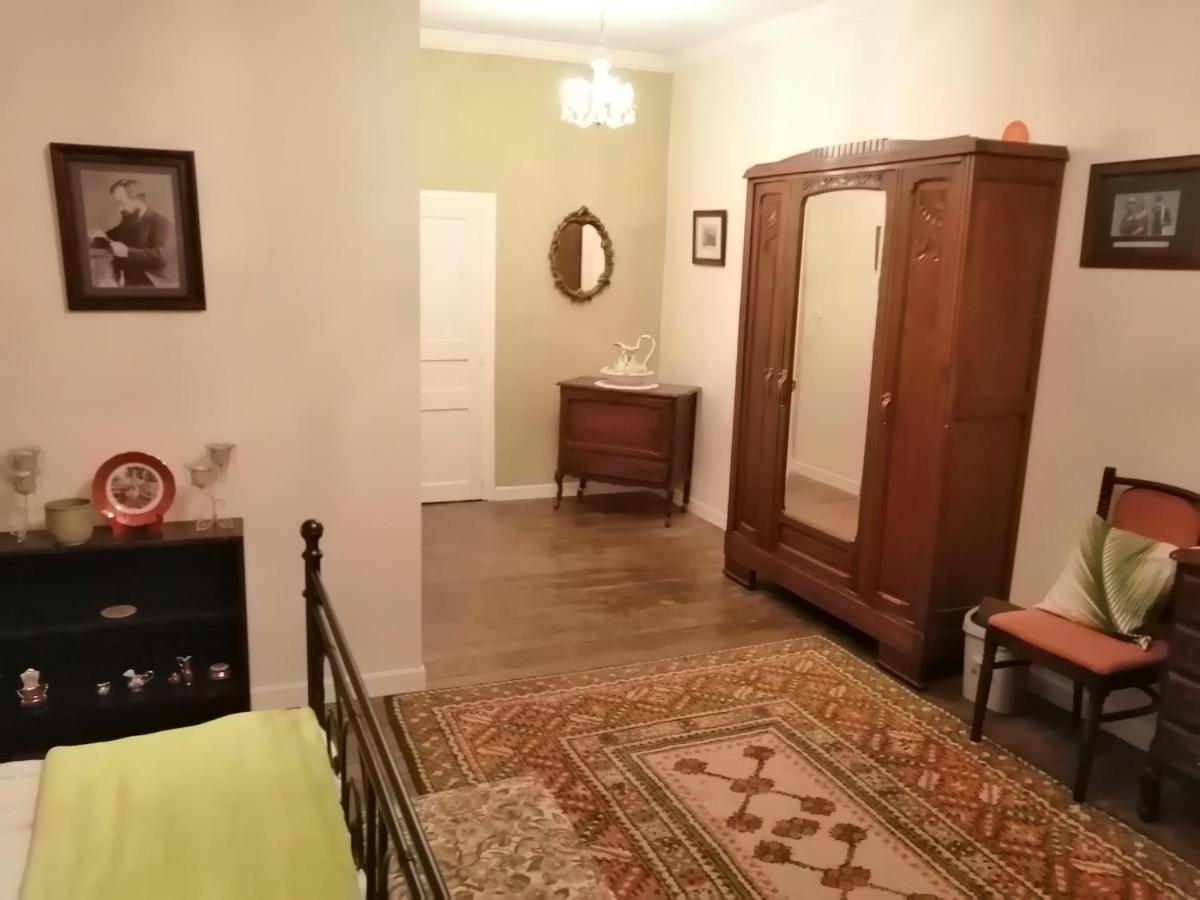 Vingt Grand Rue Panzió Champagne-Mouton Kültér fotó
